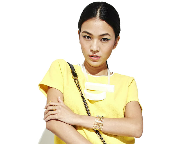 zianna in yellow, How to wear yellow without looking sallow!